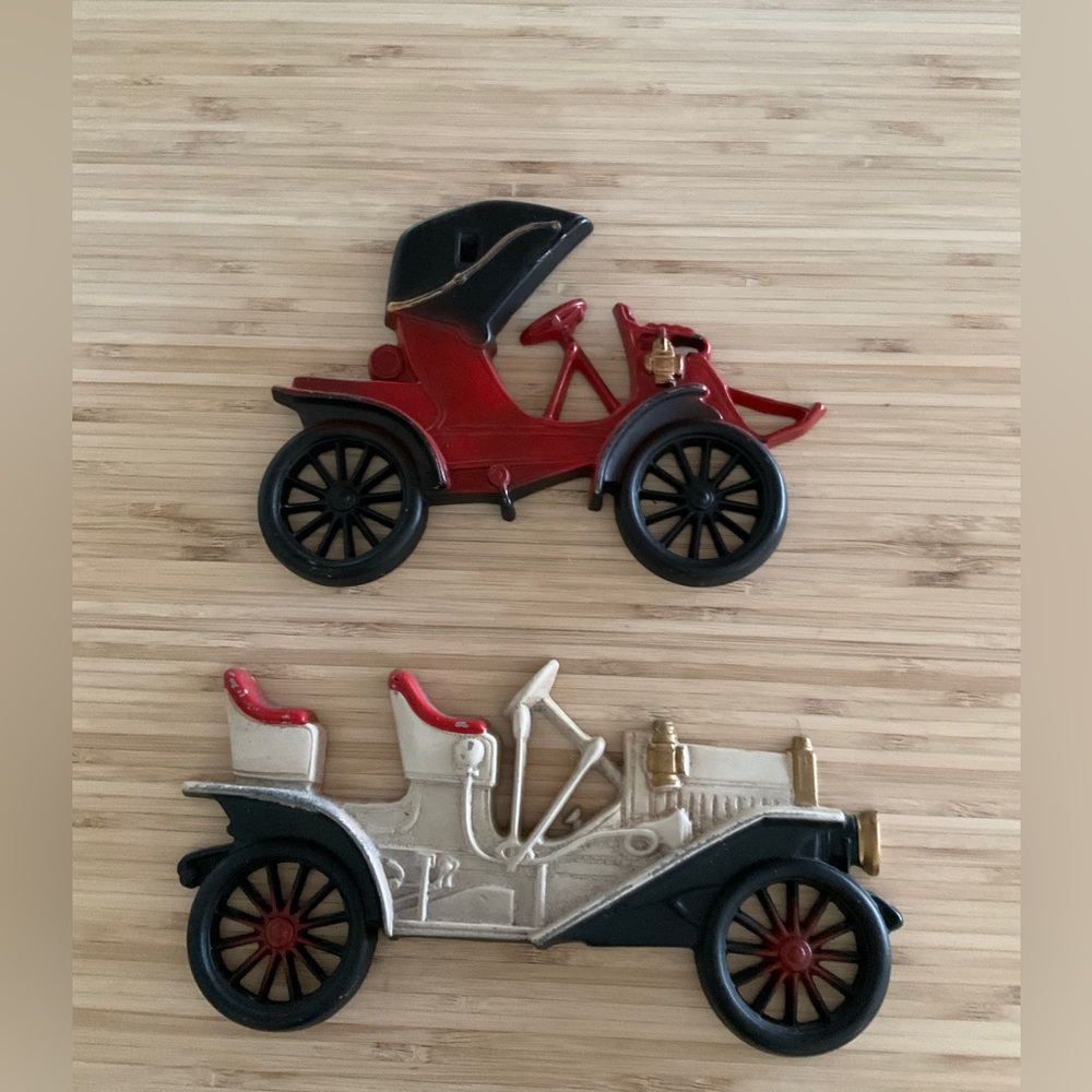 Midwest Antique Car Plaque Cast Iron Wall Hanging Art Automobile Decor 1…